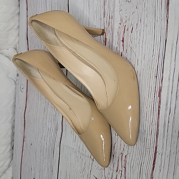 Cole Haan Tan Patent Leather Heels Size 6.5 - Picture 3 of 6